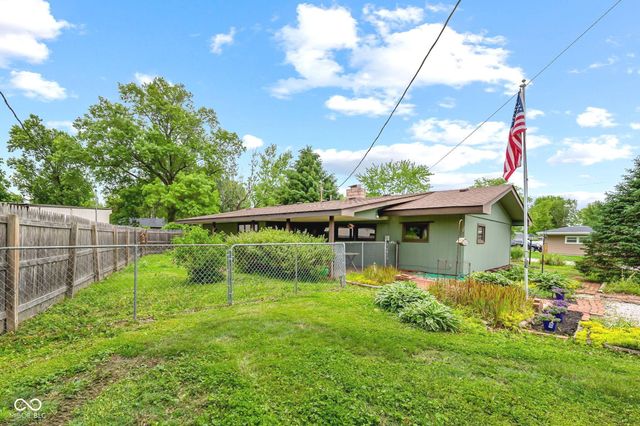 895 Raymond Street, Plainfield, IN 46168