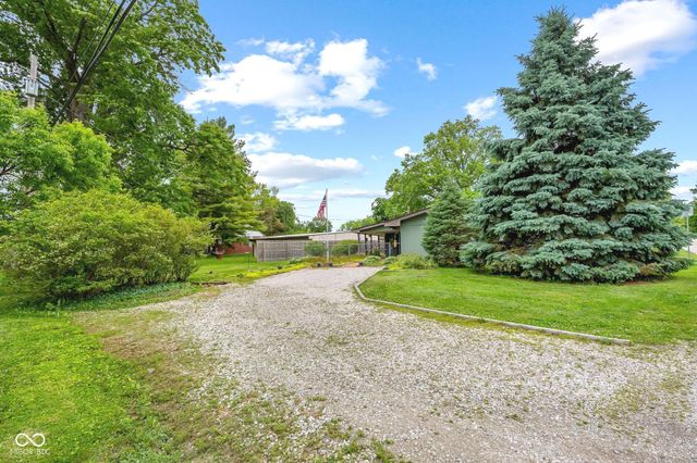 895 Raymond Street, Plainfield, IN 46168