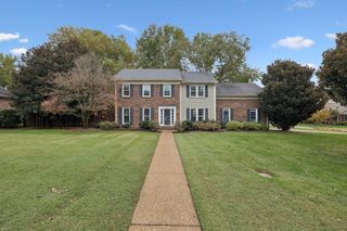 1121 Brandon Dr, Franklin, TN 37064