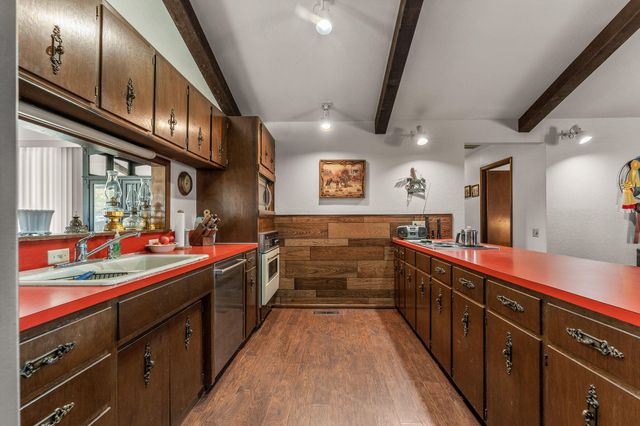 277 Bison Road, Seymour, MO 65746