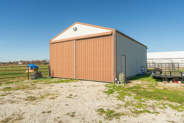277 Bison Road, Seymour, MO 65746