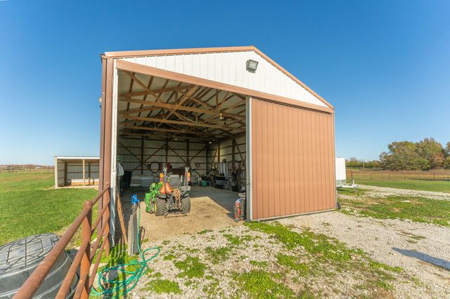 277 Bison Road, Seymour, MO 65746