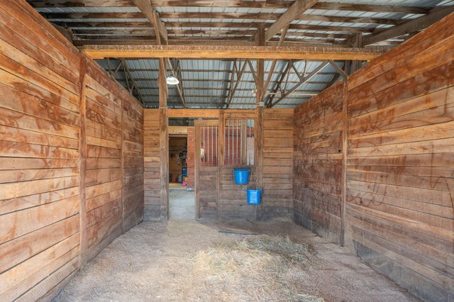 277 Bison Road, Seymour, MO 65746