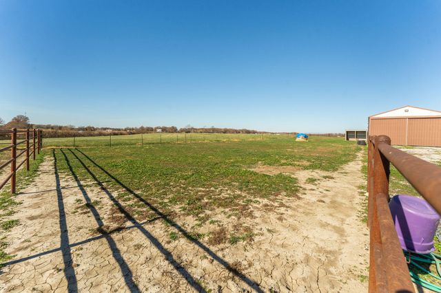 277 Bison Road, Seymour, MO 65746