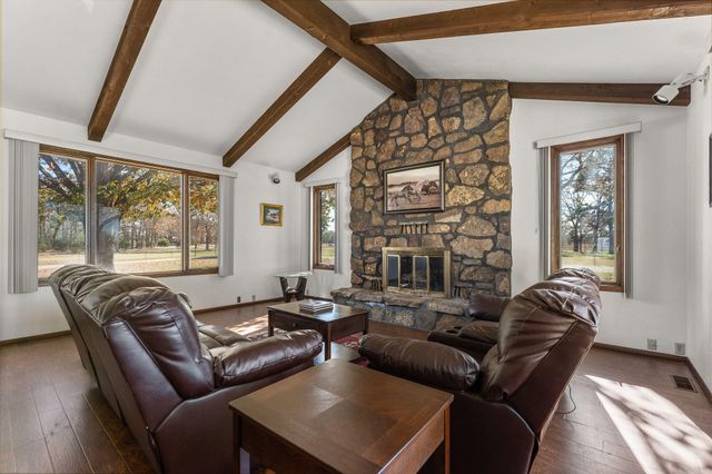 277 Bison Road, Seymour, MO 65746