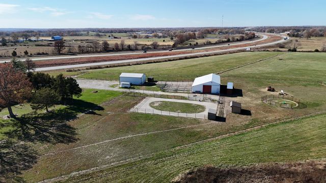 277 Bison Road, Seymour, MO 65746