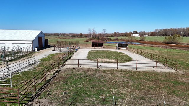 277 Bison Road, Seymour, MO 65746