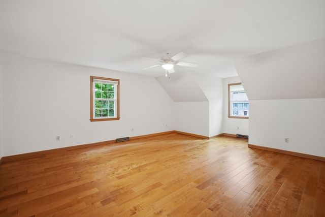 20 Shirley St, Wilbraham, MA 01095