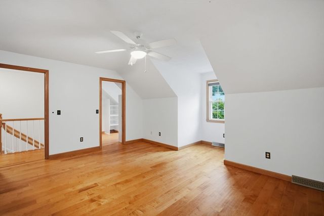 20 Shirley St, Wilbraham, MA 01095
