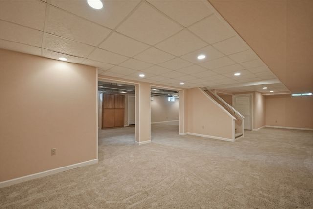 20 Shirley St, Wilbraham, MA 01095
