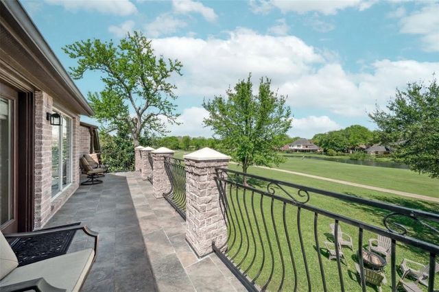 4302 Weston Drive, Fulshear, TX 77441