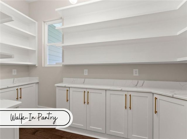 6017 Bluewater Boulevard, Gainesville, GA 30506