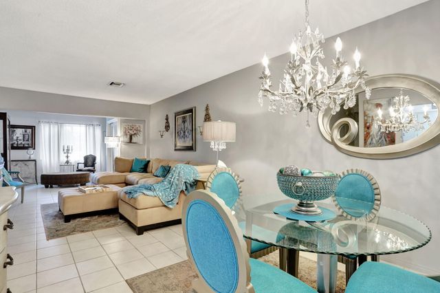 2131 NE 42nd Court 210e, Lighthouse Point, FL 33064