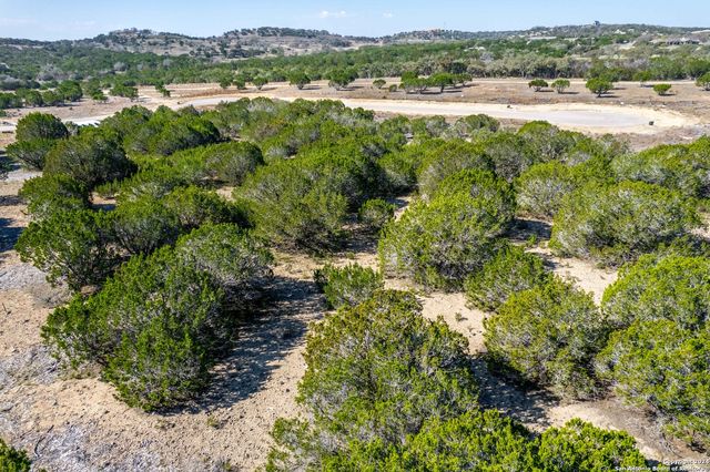 665 Cool Creek Rd, Camp Verde, TX 78010