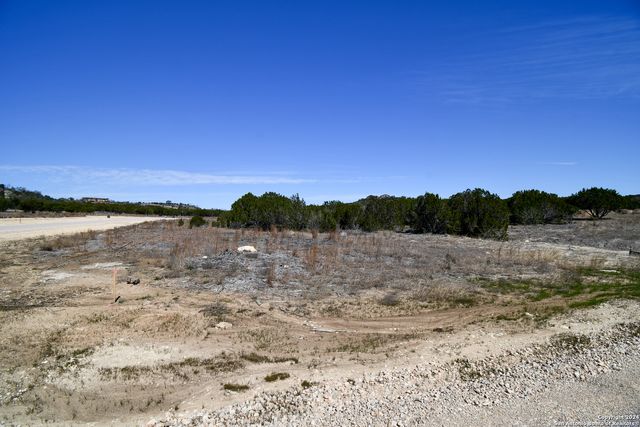 665 Cool Creek Rd, Camp Verde, TX 78010