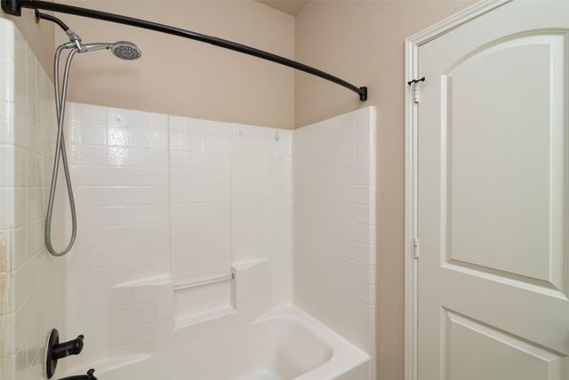 366 Schirra Court, Lavon, TX 75166
