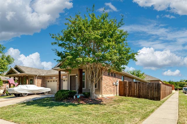 366 Schirra Court, Lavon, TX 75166