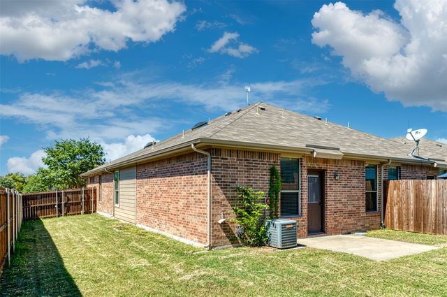 366 Schirra Court, Lavon, TX 75166