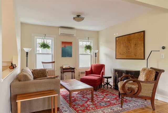 223 Lakeview Ave 223, Cambridge, MA 02138