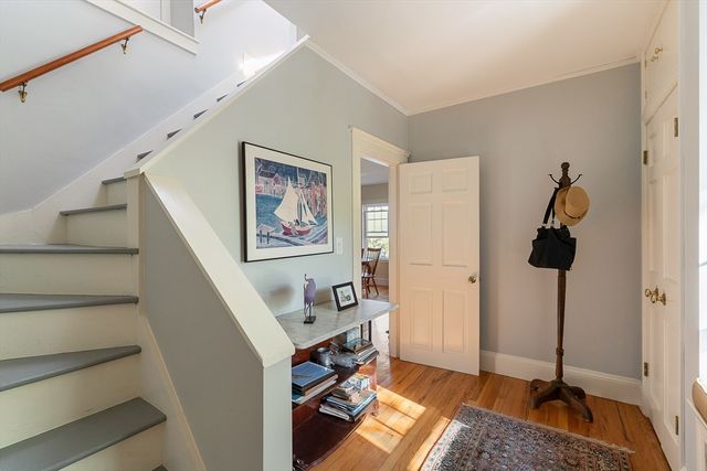 223 Lakeview Ave 223, Cambridge, MA 02138