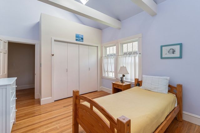 223 Lakeview Ave 223, Cambridge, MA 02138