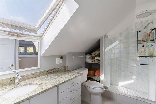 223 Lakeview Ave 223, Cambridge, MA 02138