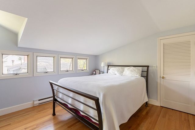 223 Lakeview Ave 223, Cambridge, MA 02138