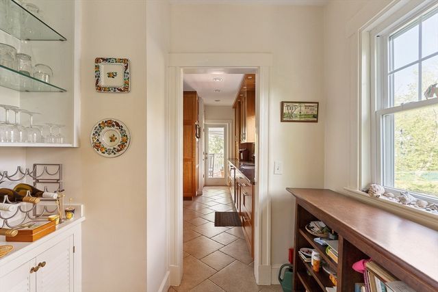223 Lakeview Ave 223, Cambridge, MA 02138