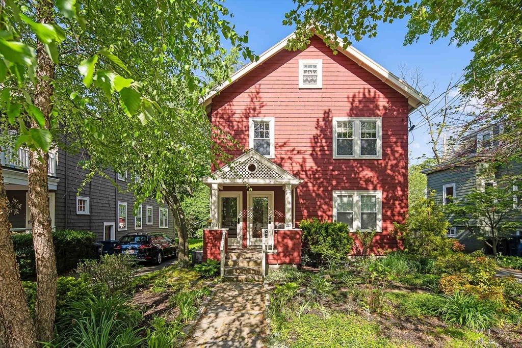 223 Lakeview Ave 223, Cambridge, MA 02138