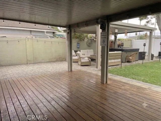 886 Joann Street, Costa Mesa, CA 92627