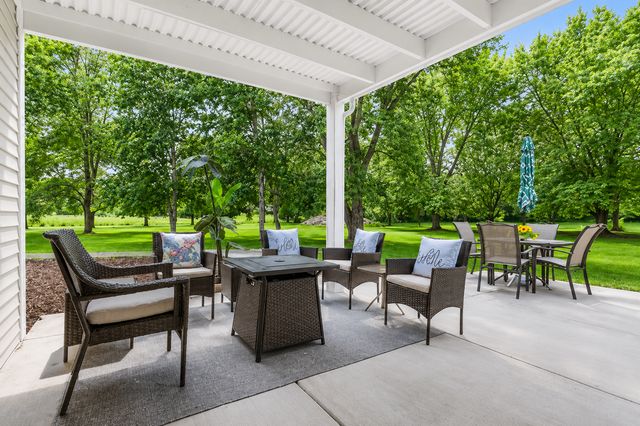 14890 Country Road, Rogers, MN 55374