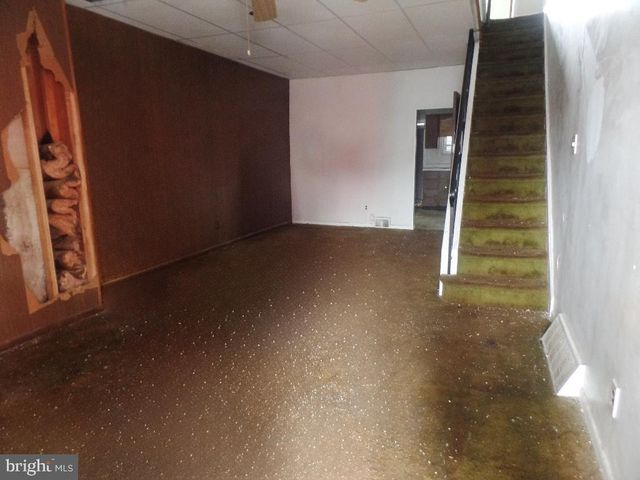 3460 ALMOND ST, Philadelphia, PA 19134