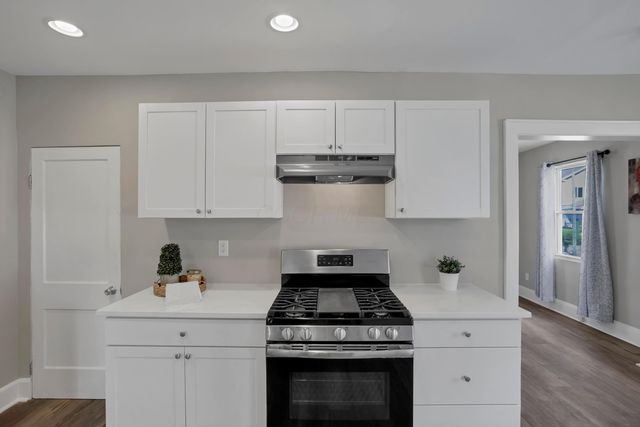 533 E Jenkins Avenue, Columbus, OH 43207