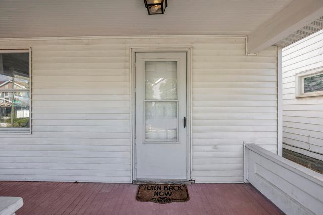 533 E Jenkins Avenue, Columbus, OH 43207