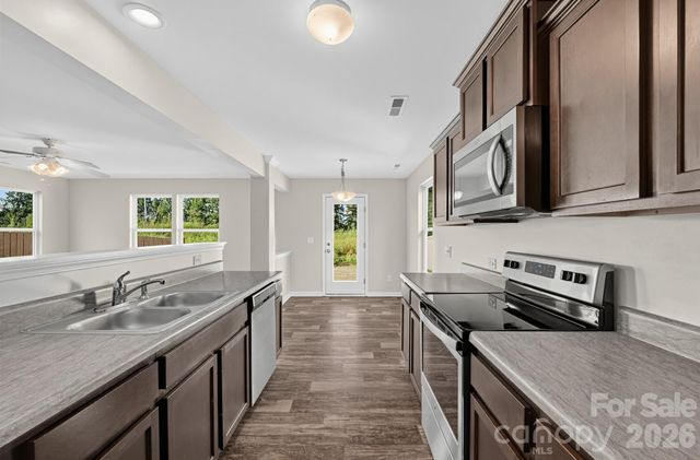 12954 Hill Pine Road, Midland, NC 28107