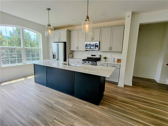 868 Veneto Court, Forks Twp, PA 18040