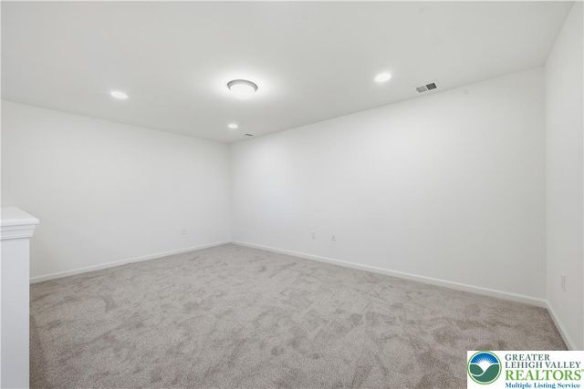 868 Veneto Court, Forks Twp, PA 18040