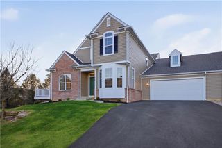 868 Veneto Court, Forks Twp, PA 18040