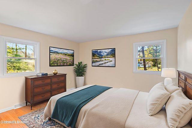 10 Dawn Drive, Glenville, NY 12302