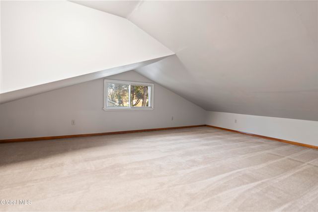 10 Dawn Drive, Glenville, NY 12302