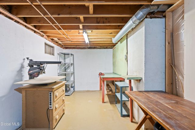 10 Dawn Drive, Glenville, NY 12302