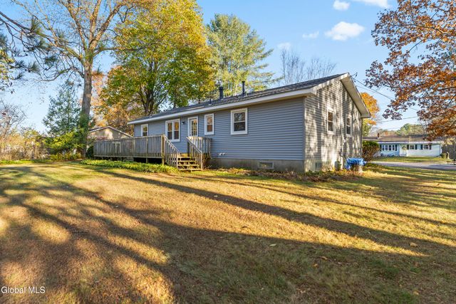 10 Dawn Drive, Glenville, NY 12302