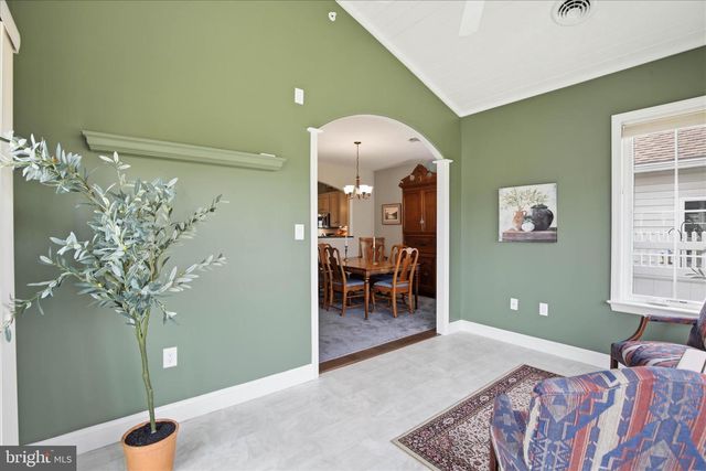 321 PIN OAK DR, Lititz, PA 17543