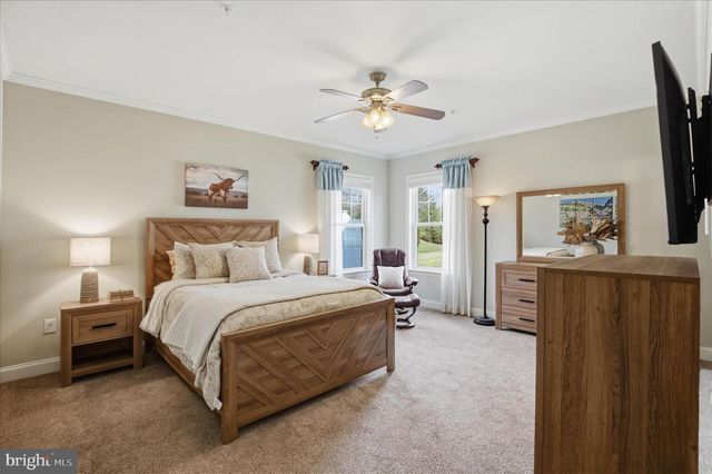 321 PIN OAK DR, Lititz, PA 17543