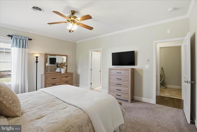 321 PIN OAK DR, Lititz, PA 17543