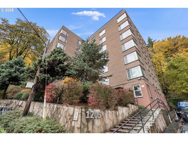 1205 Sw CARDINELL Dr 102, Portland, OR 97201