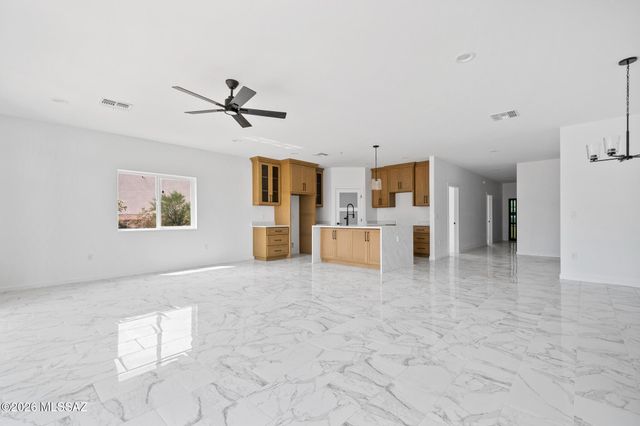3355 W Jayte Court, Tucson, AZ 85745