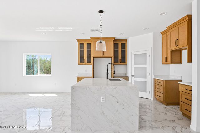 3355 W Jayte Court, Tucson, AZ 85745