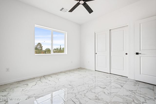 3355 W Jayte Court, Tucson, AZ 85745