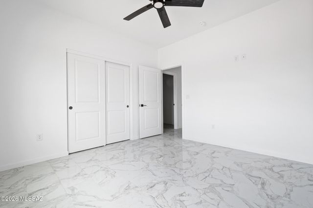 3355 W Jayte Court, Tucson, AZ 85745